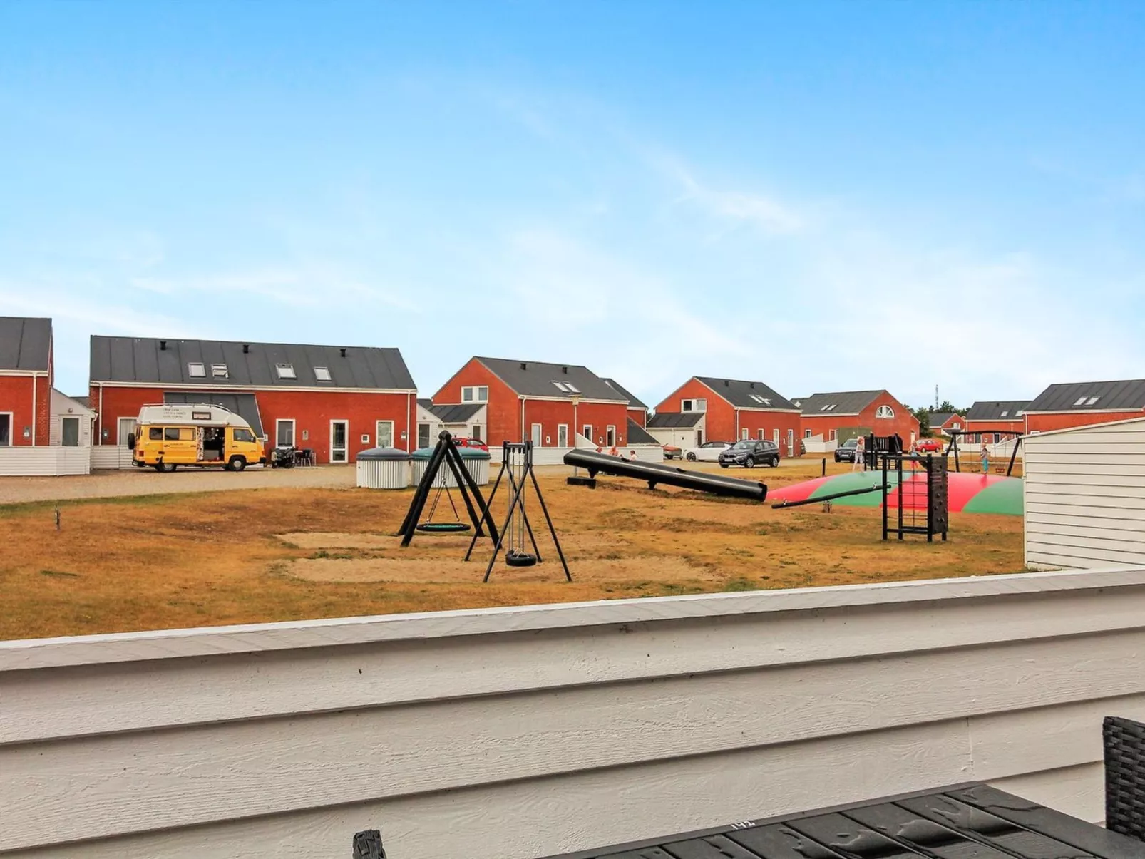 "Raine" - 2.3km from the sea-Buiten