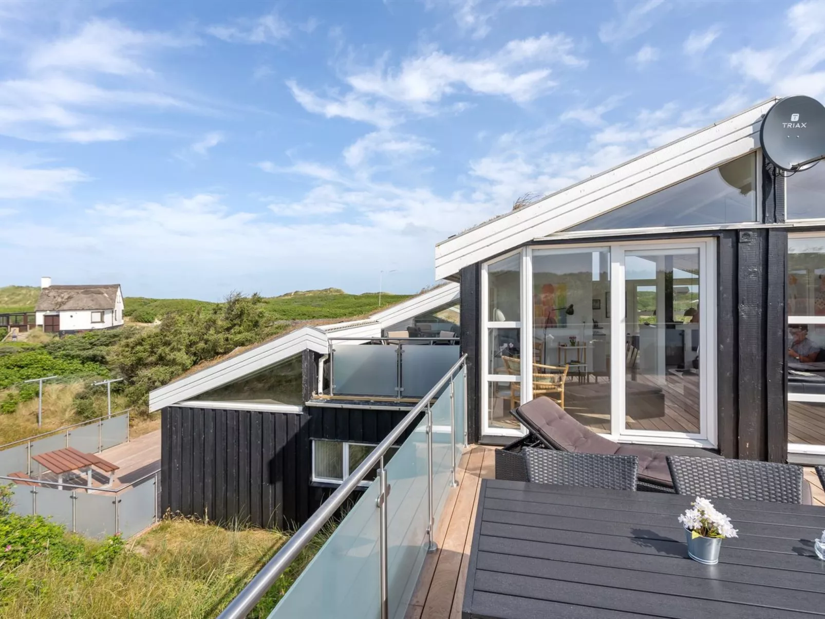 "Swerting" - 230m from the sea-Buiten