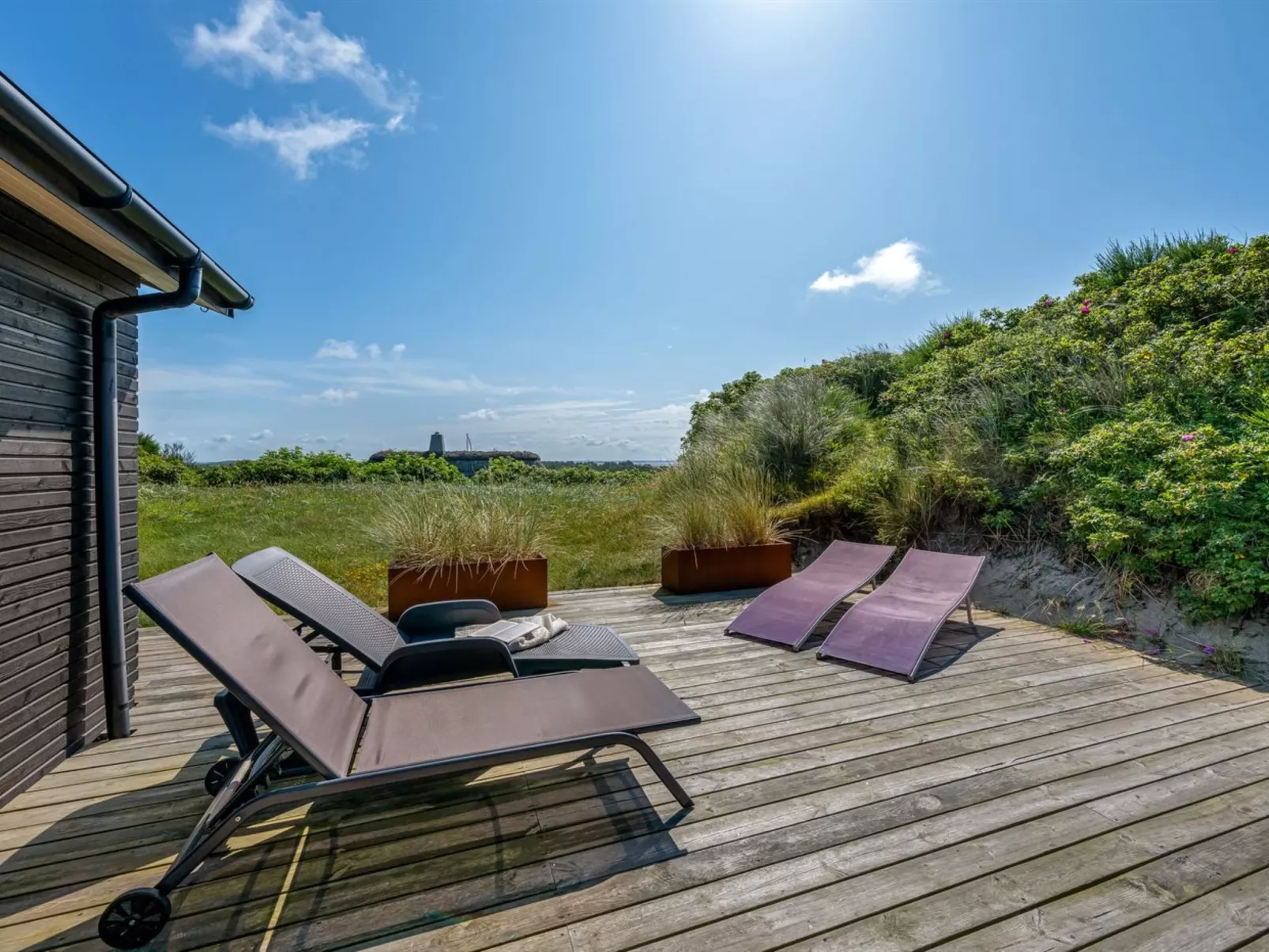 "Talia" -  from the sea-Buiten