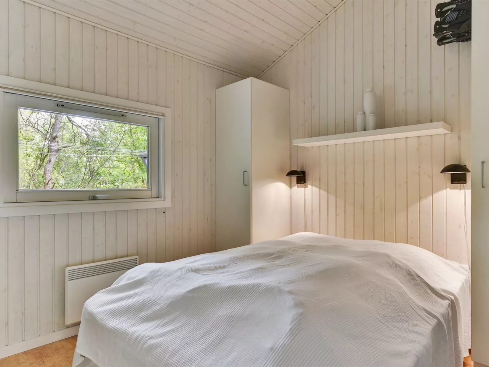 "Riaan" - 200m from the sea-Binnen