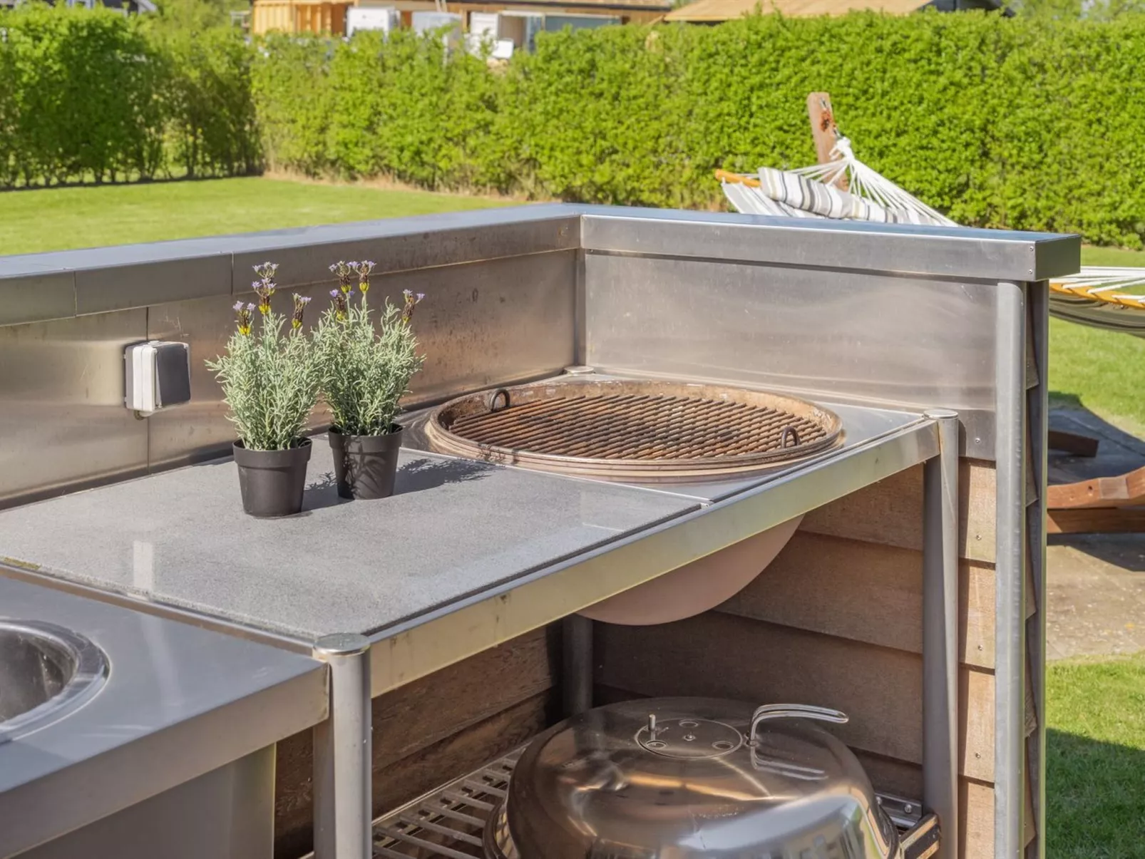 "Hans" - 700m from the sea-Binnen