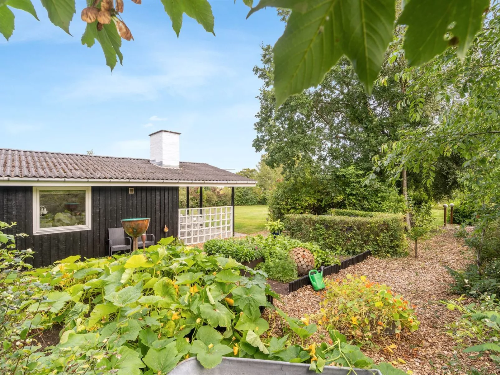 "Suoma" - 400m to the fjord-Buiten