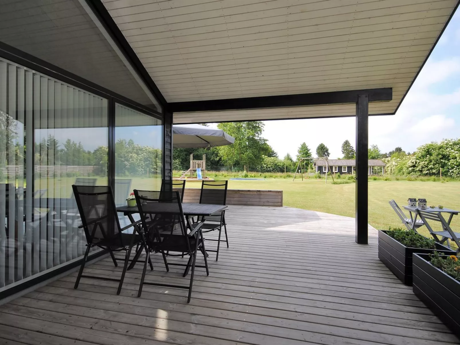 "Etly" - 600m to the fjord-Buiten