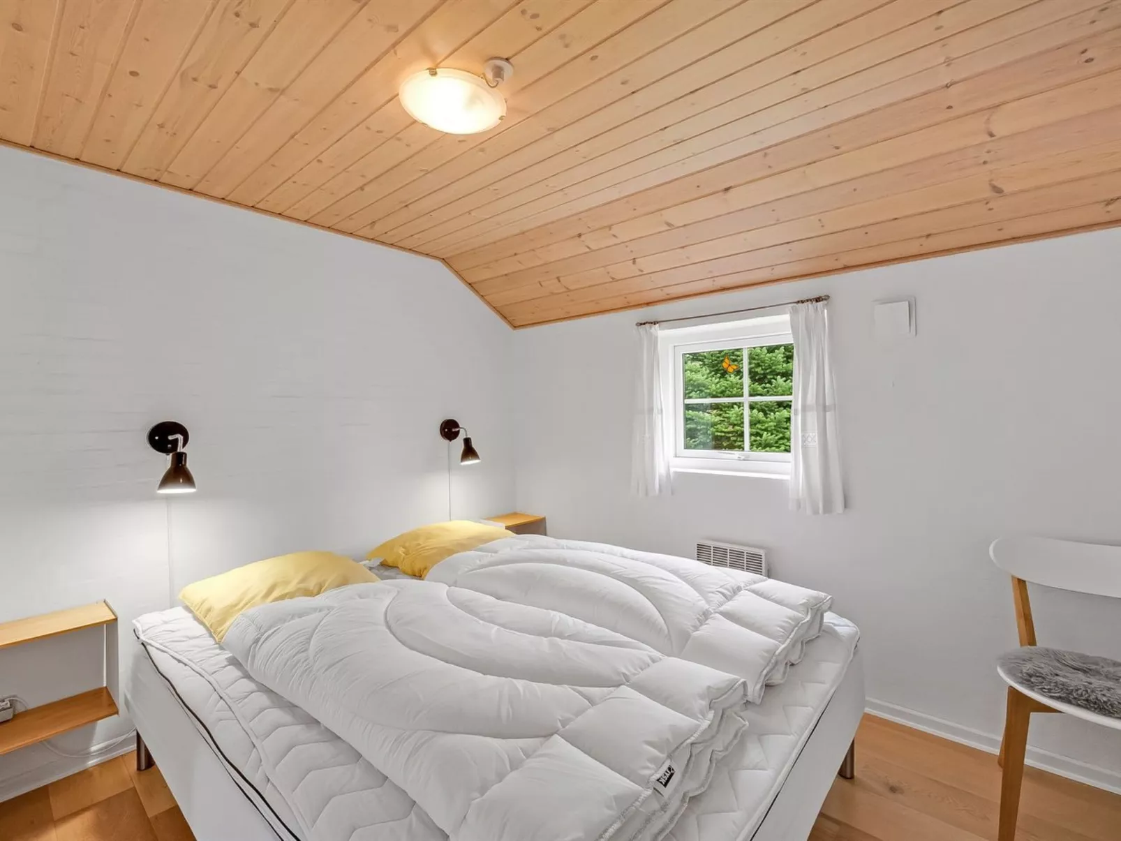 "Herminia" - 350m to the fjord-Binnen