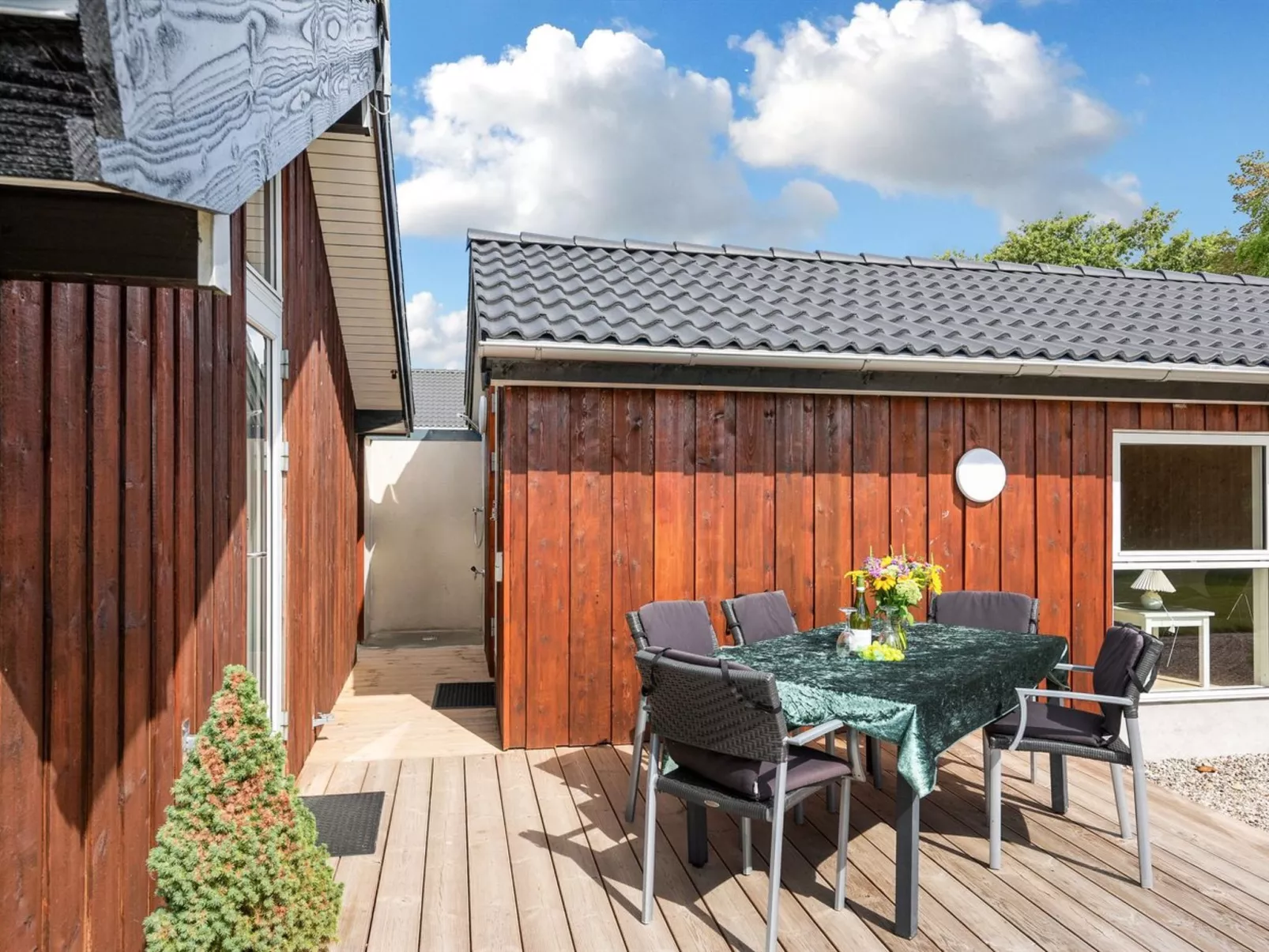 "Rathi" - 250m from the sea-Buiten