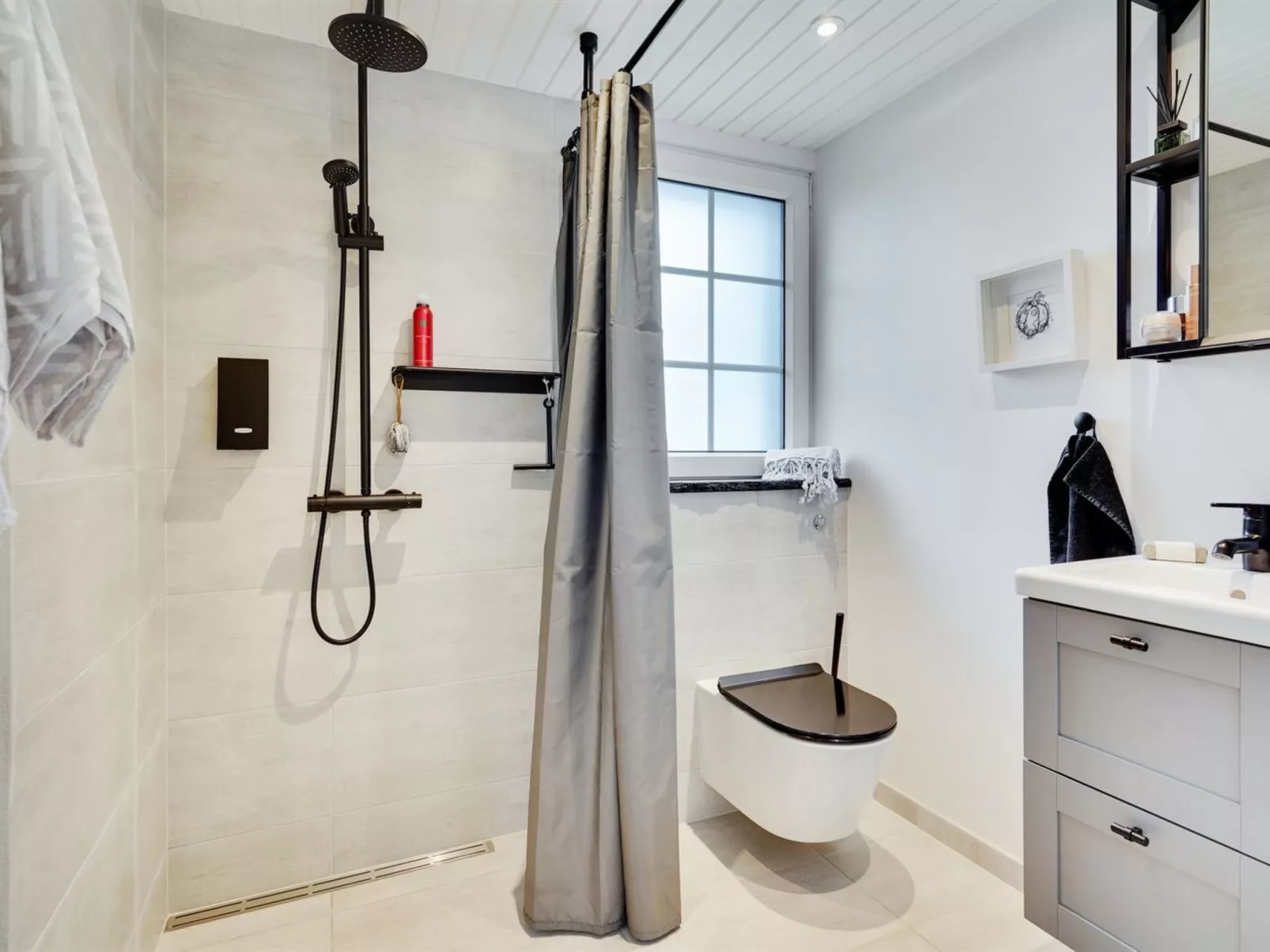 "Corina" - 100m from the sea-Binnen