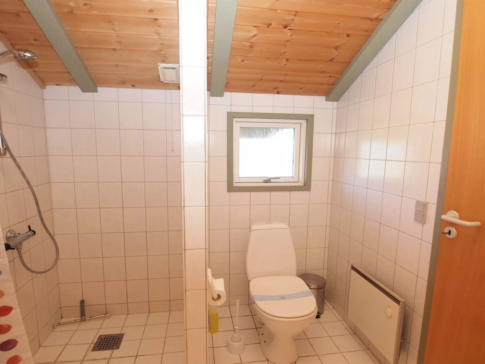 "Juha" -  from the sea-Binnen