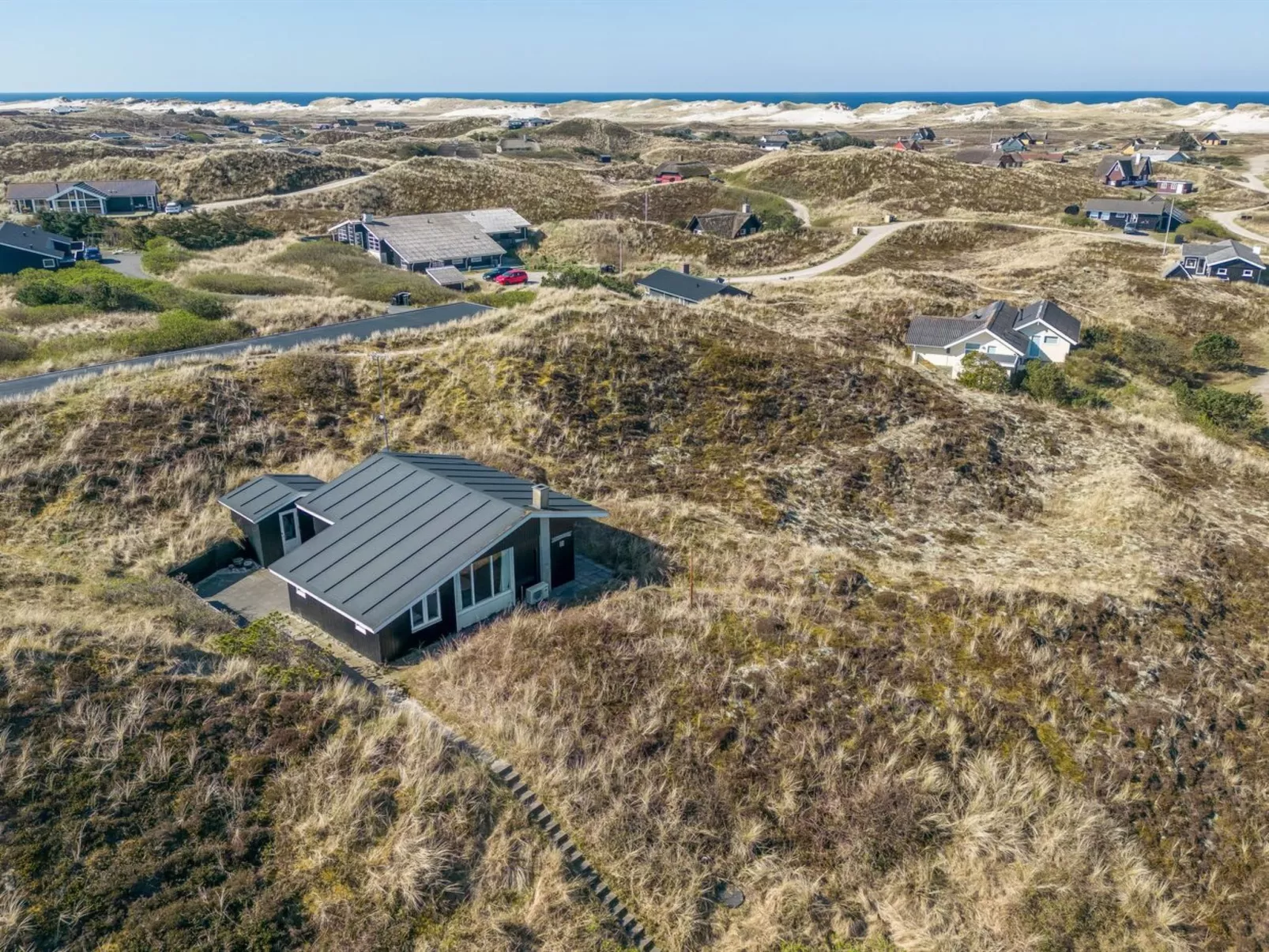 "Vina" - 200m to the fjord-Buiten