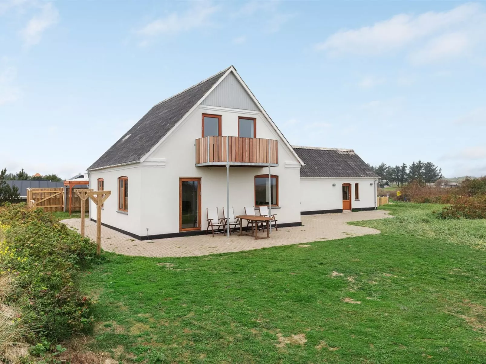 "Matthias" - 400m to the fjord-Buiten