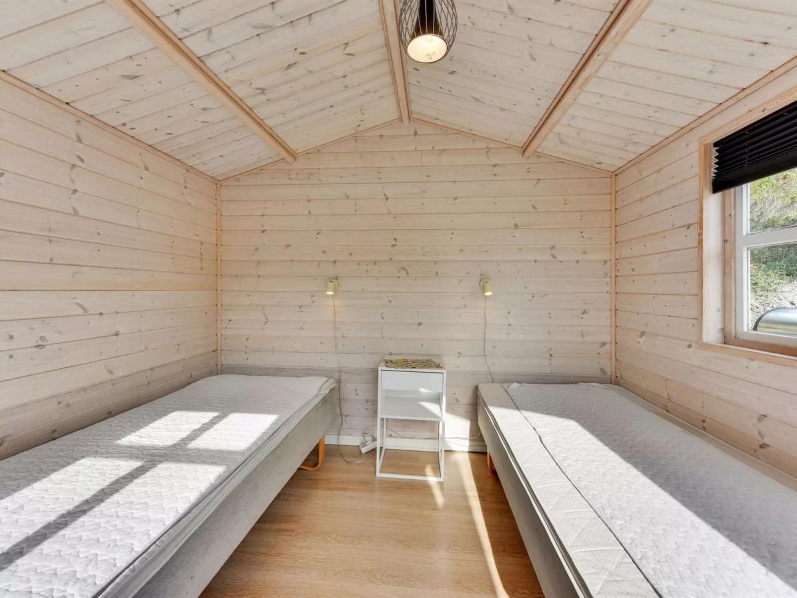 "Ayu" - 100m from the sea-Binnen