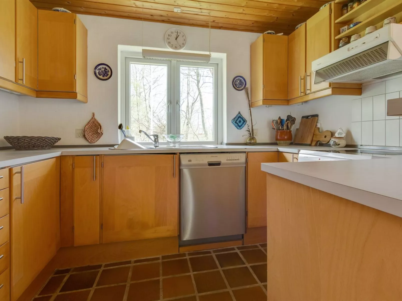 "Eina" - 250m from the sea-Binnen