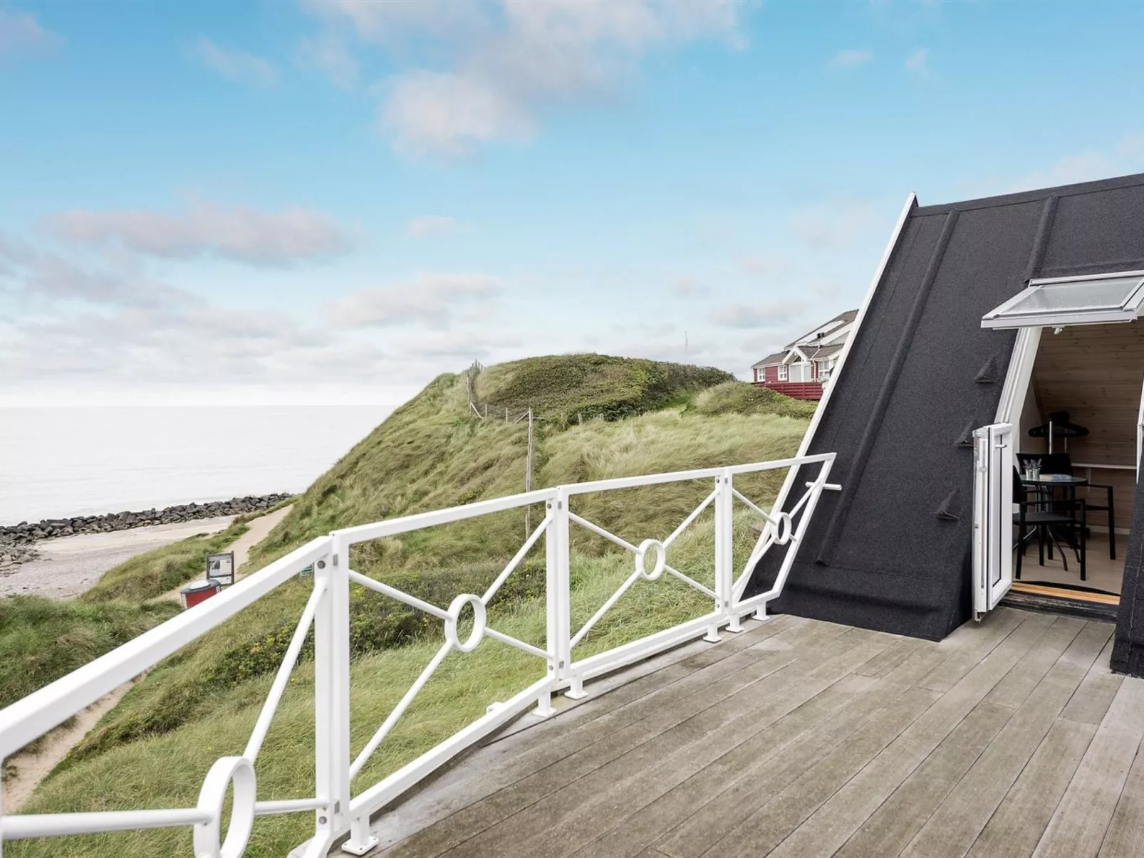 "Hillegonde" - 84m from the sea-Buiten