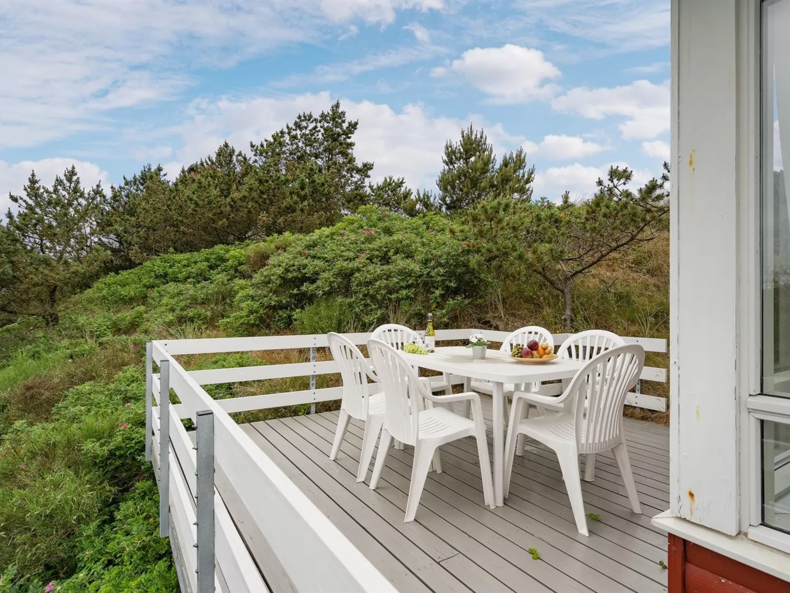 "Taimi" - 200m from the sea-Buiten