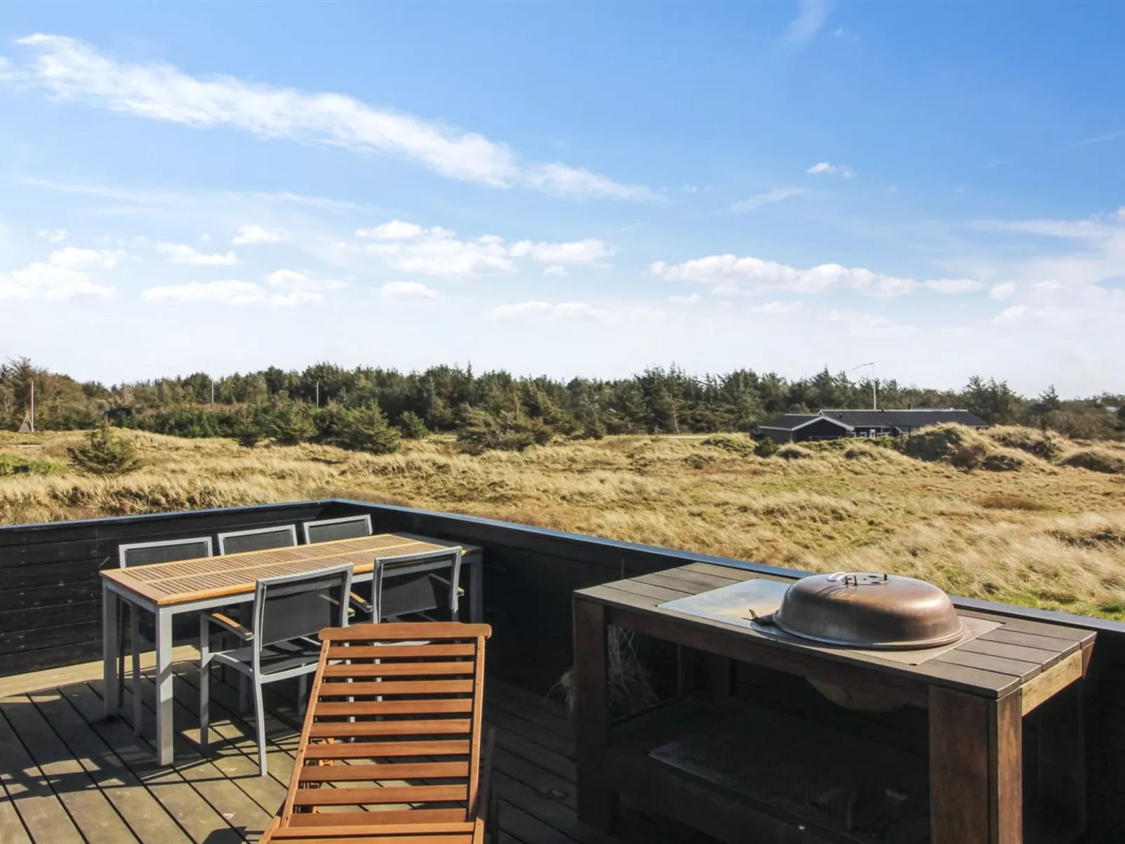 "Judeth" - 300m from the sea-Buiten