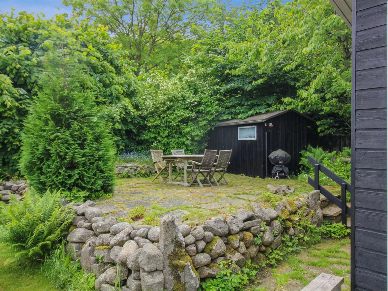 "Fabine" - 50m from the sea-Buiten