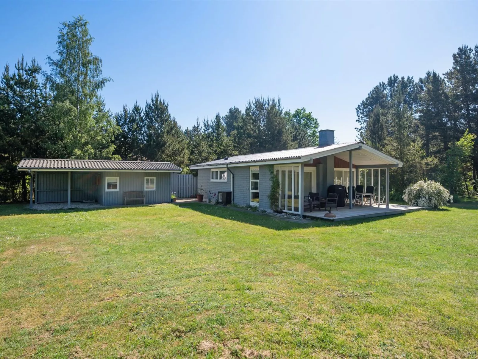 "Torhild" - 150m from the sea-Buiten