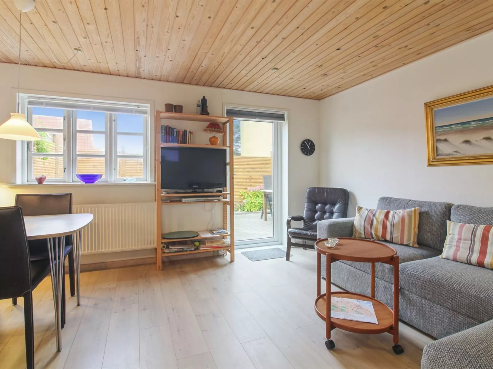 "Armi" - 75m from the sea-Binnen