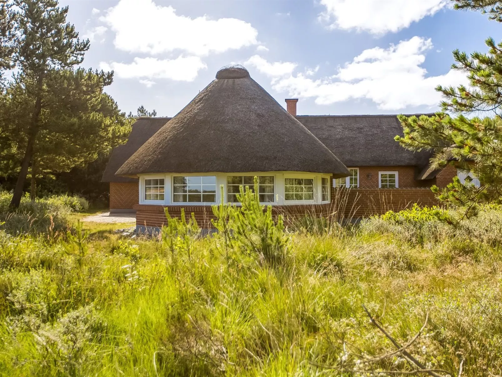 "Artan" - 2.6km from the sea-Buiten