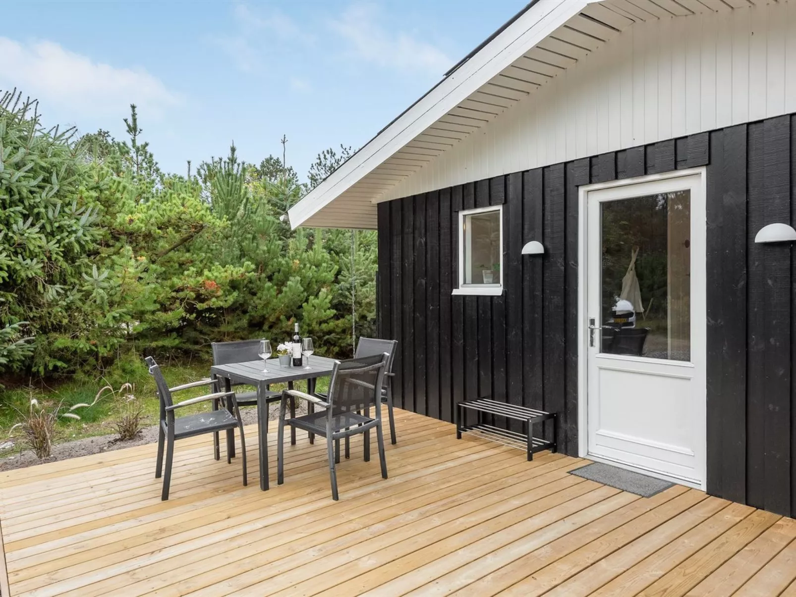 "Doreen" -  from the sea-Buiten