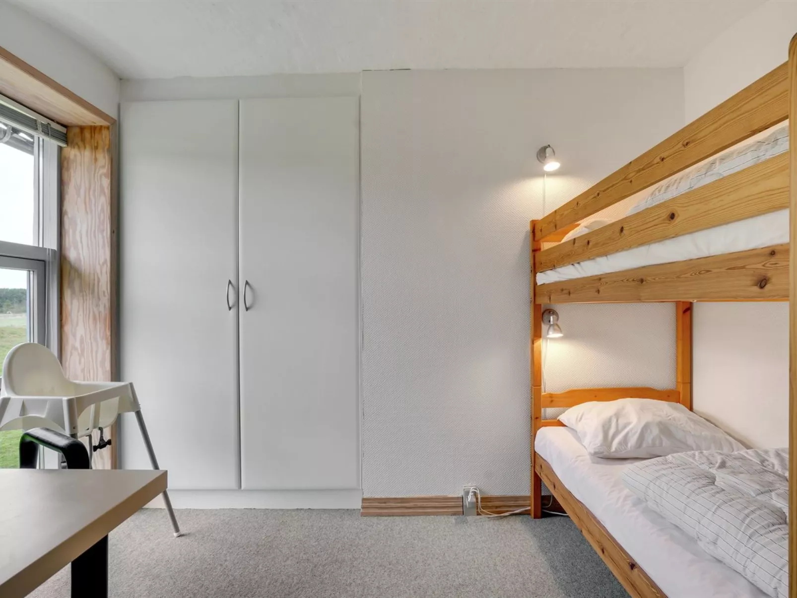 "Rebecca" - 1.5km from the sea-Binnen