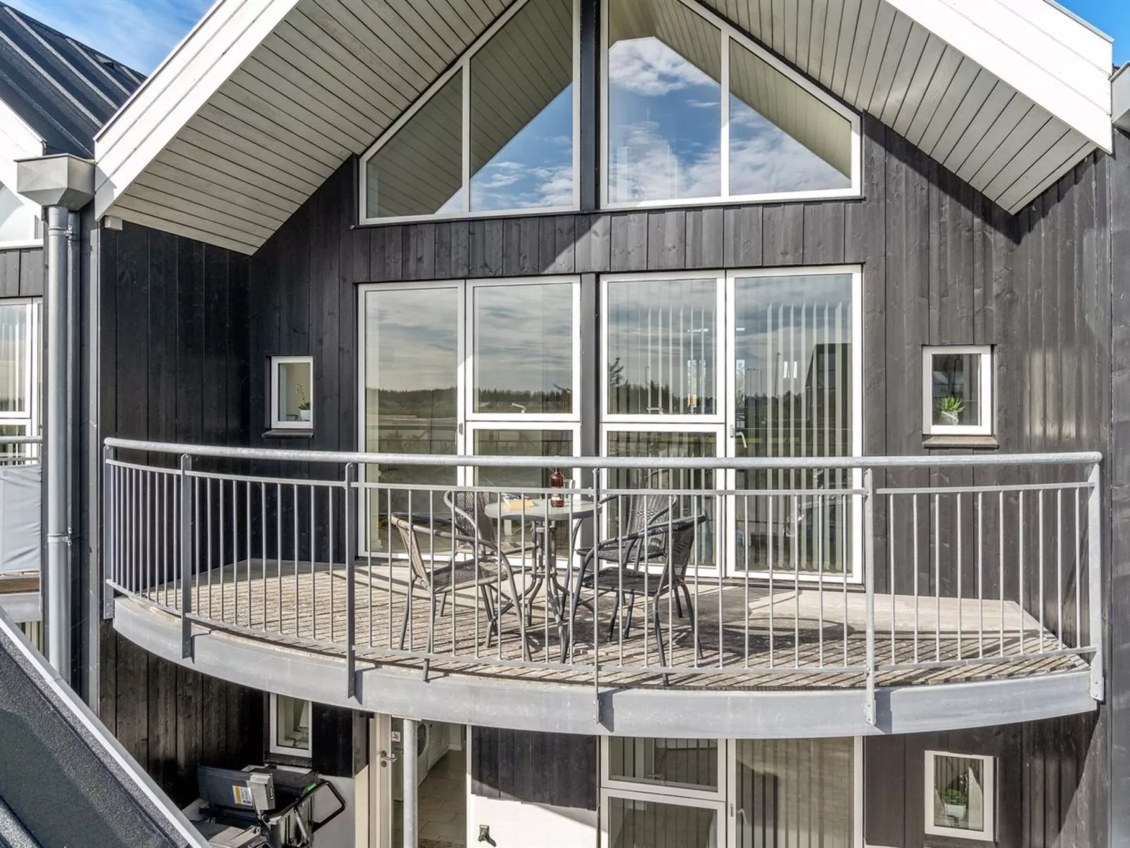 "Katharine" - 600m from the sea-Buiten