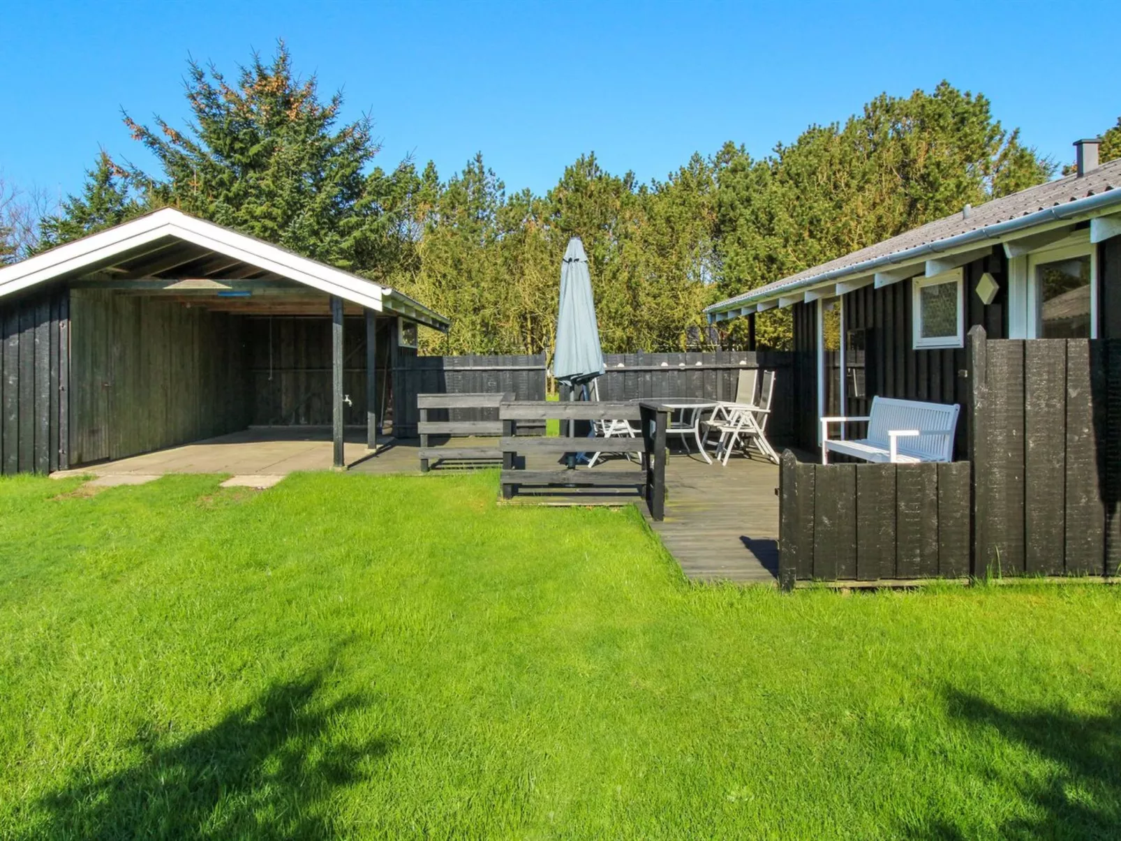 "Conradine" - 500m from the sea-Buiten