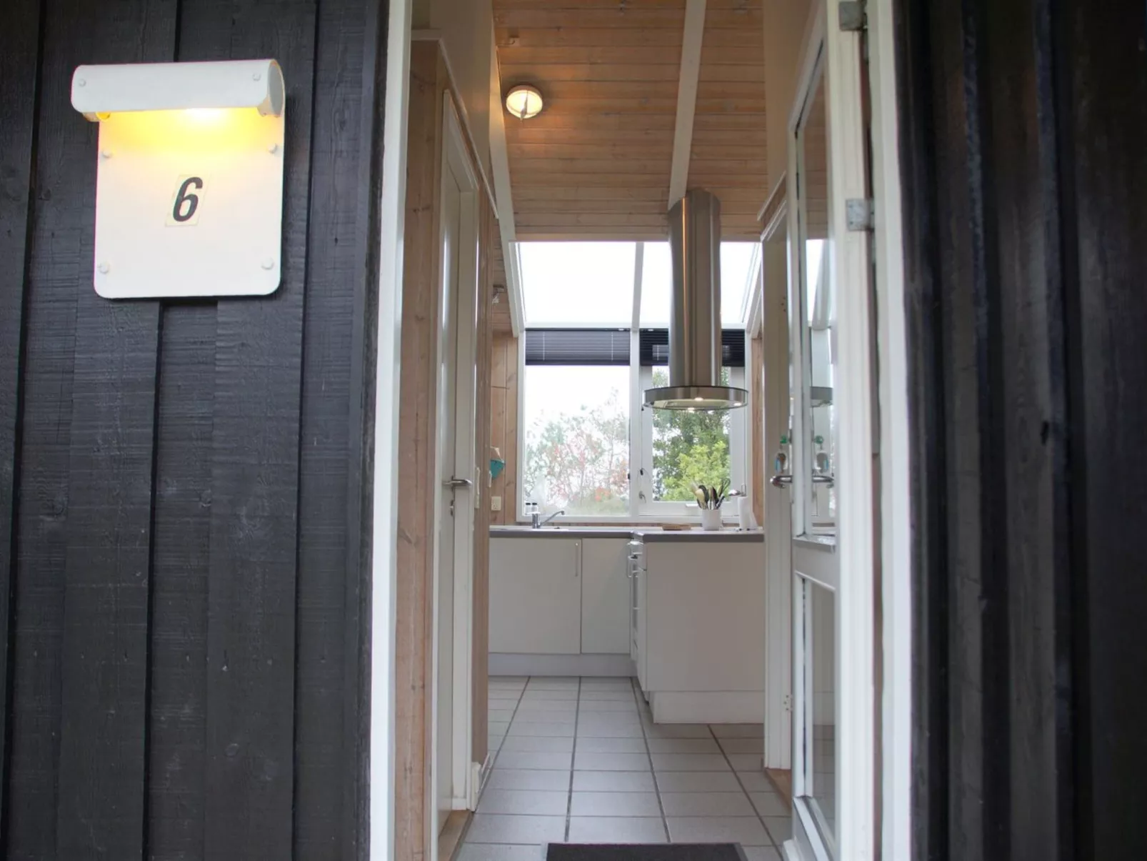 "Amadahy" - 950m from the sea-Binnen