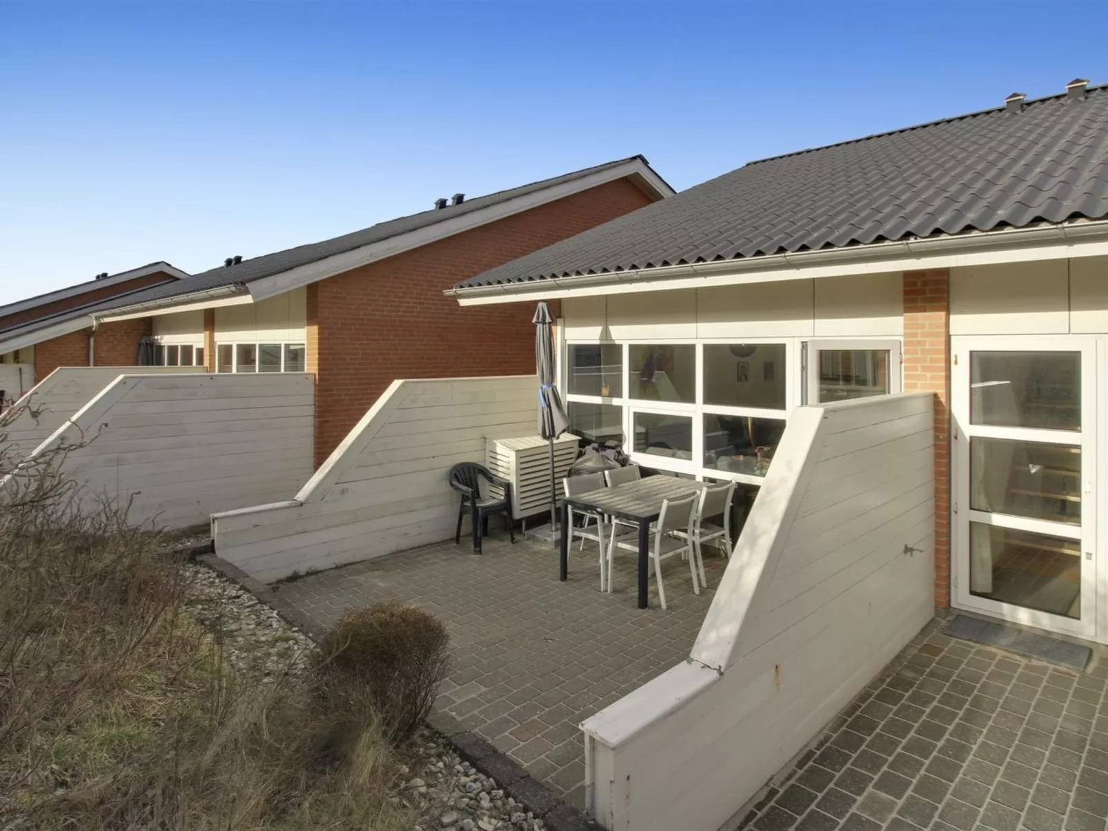 "Soufiane" - 100m from the sea-Buiten