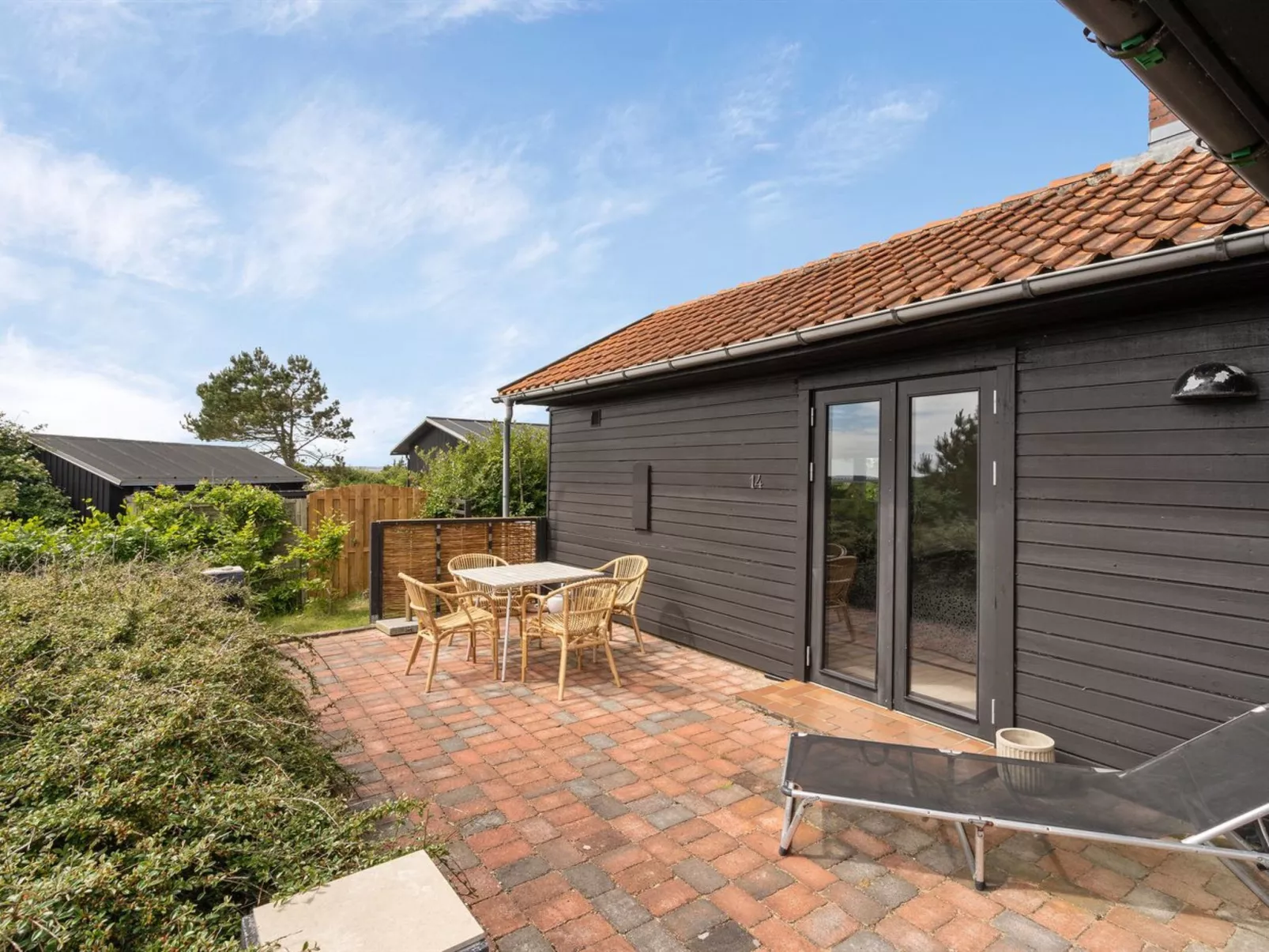 "Lok" - 90m to the fjord-Buiten