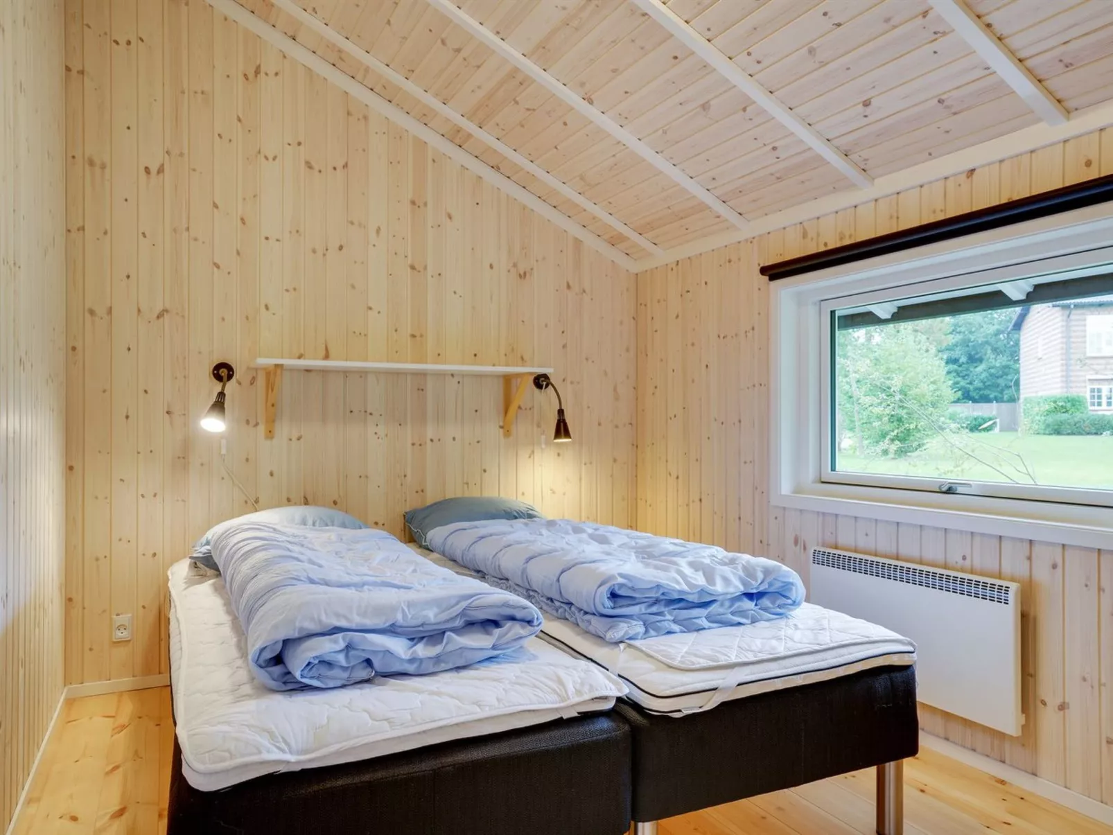 "Uolevi" - 200m from the sea-Binnen