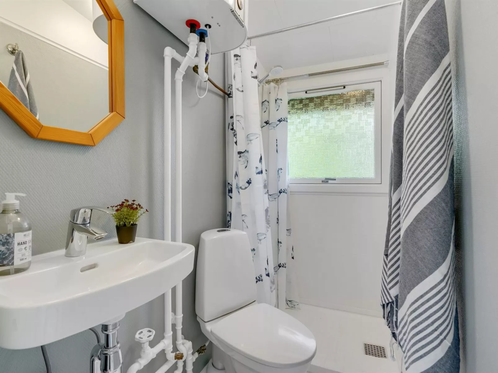 "Enia" - 870m from the sea-Binnen