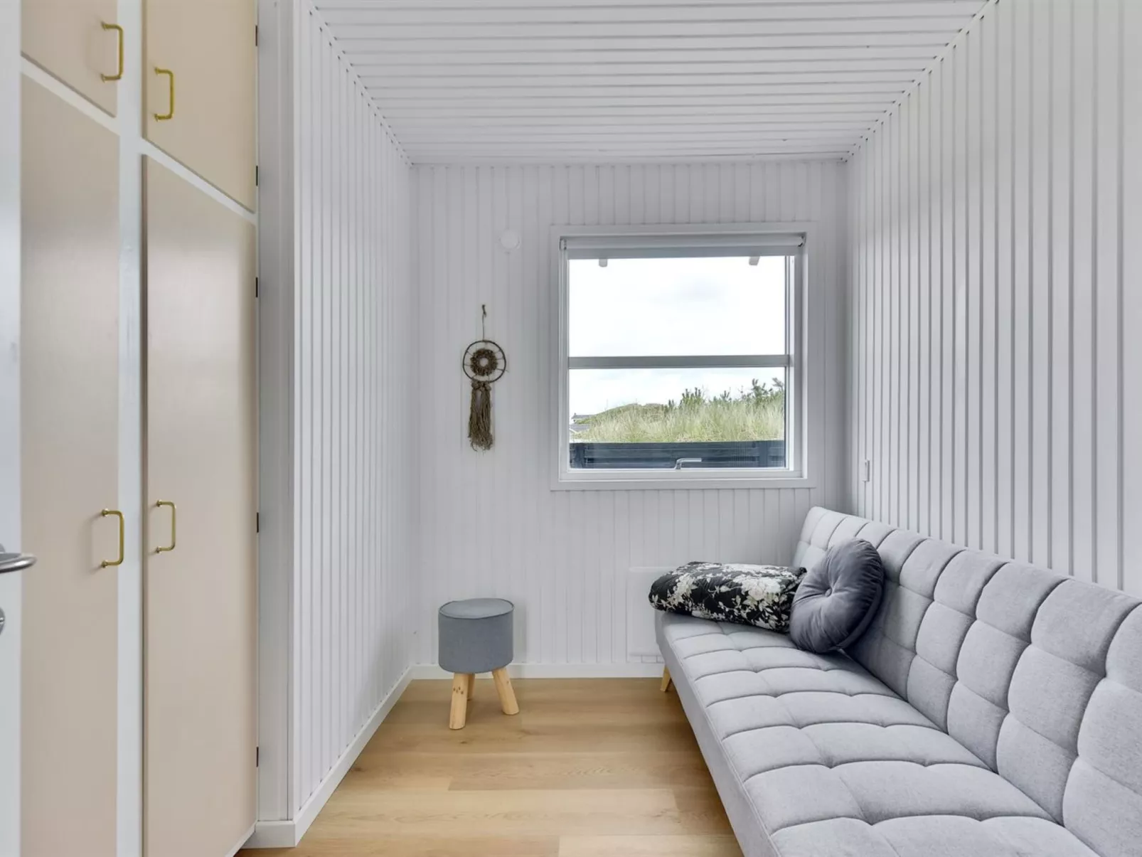 "Arvo" -  from the sea-Binnen