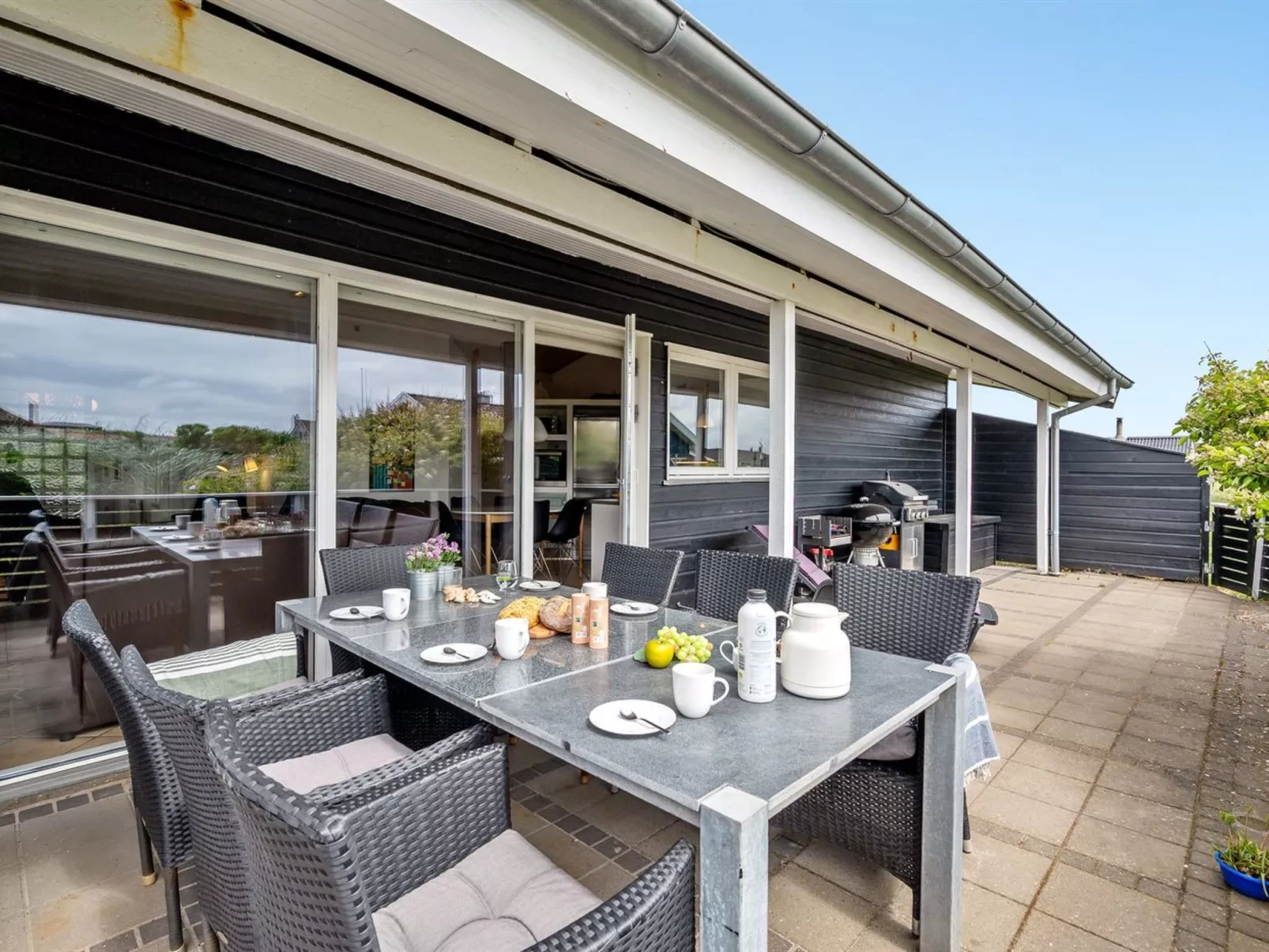 "Temelko" - 200m from the sea-Buiten