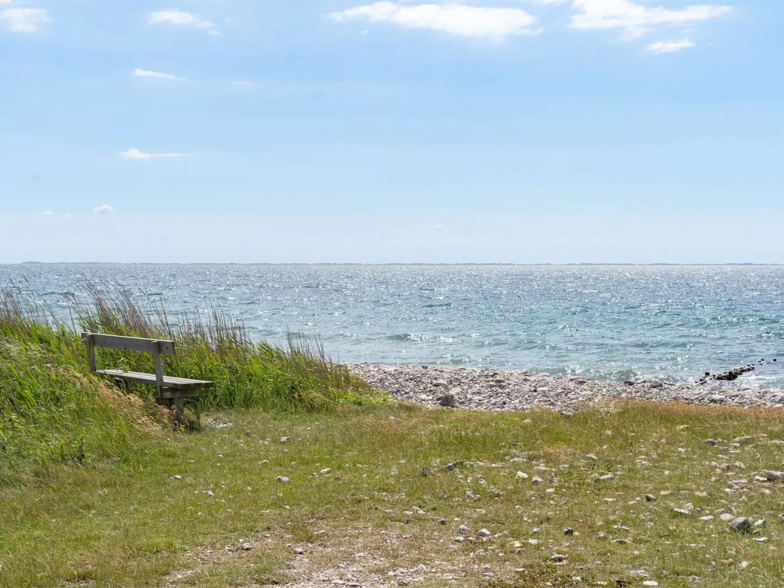 "Henrik" - 100m from the sea-Buiten