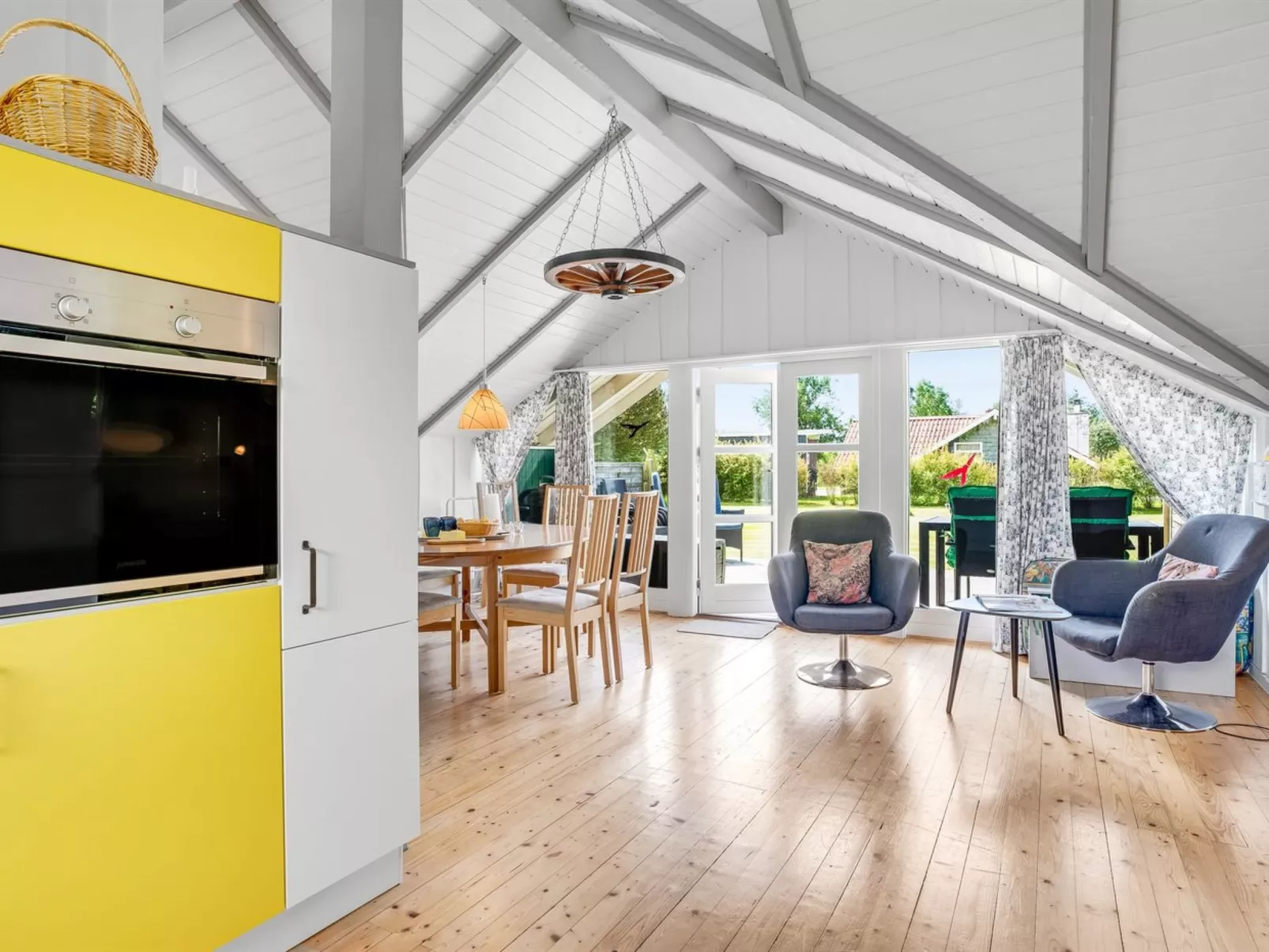 "Elijoan" - 400m from the sea-Binnen