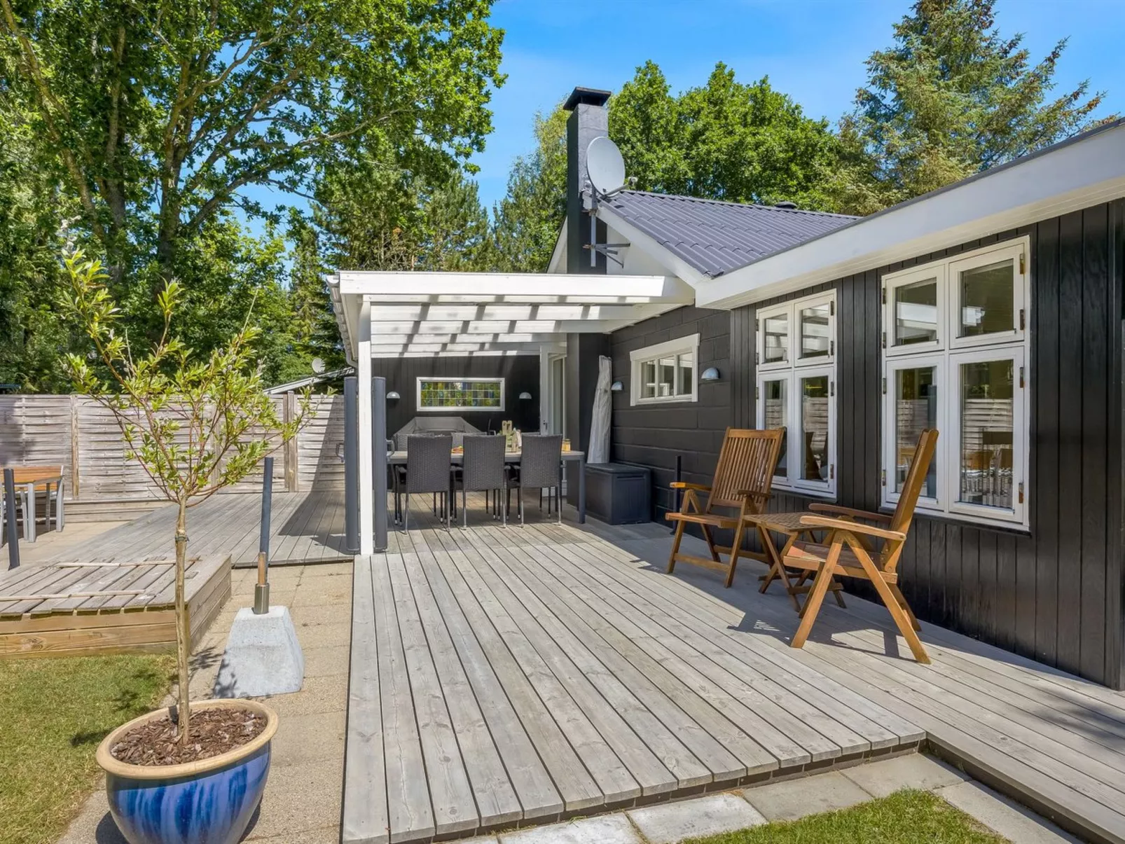 "Marise" -  from the sea-Buiten