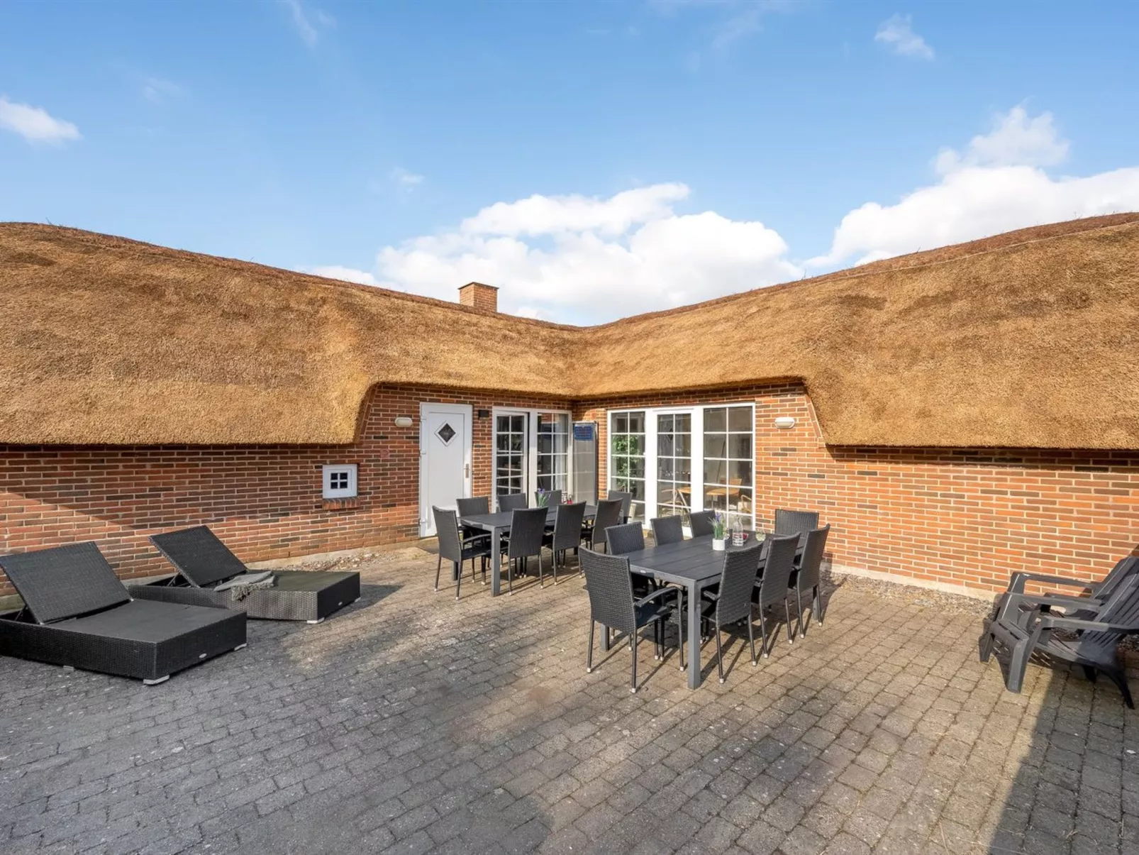 "Lemmikki" - 1.5km from the sea-Buiten