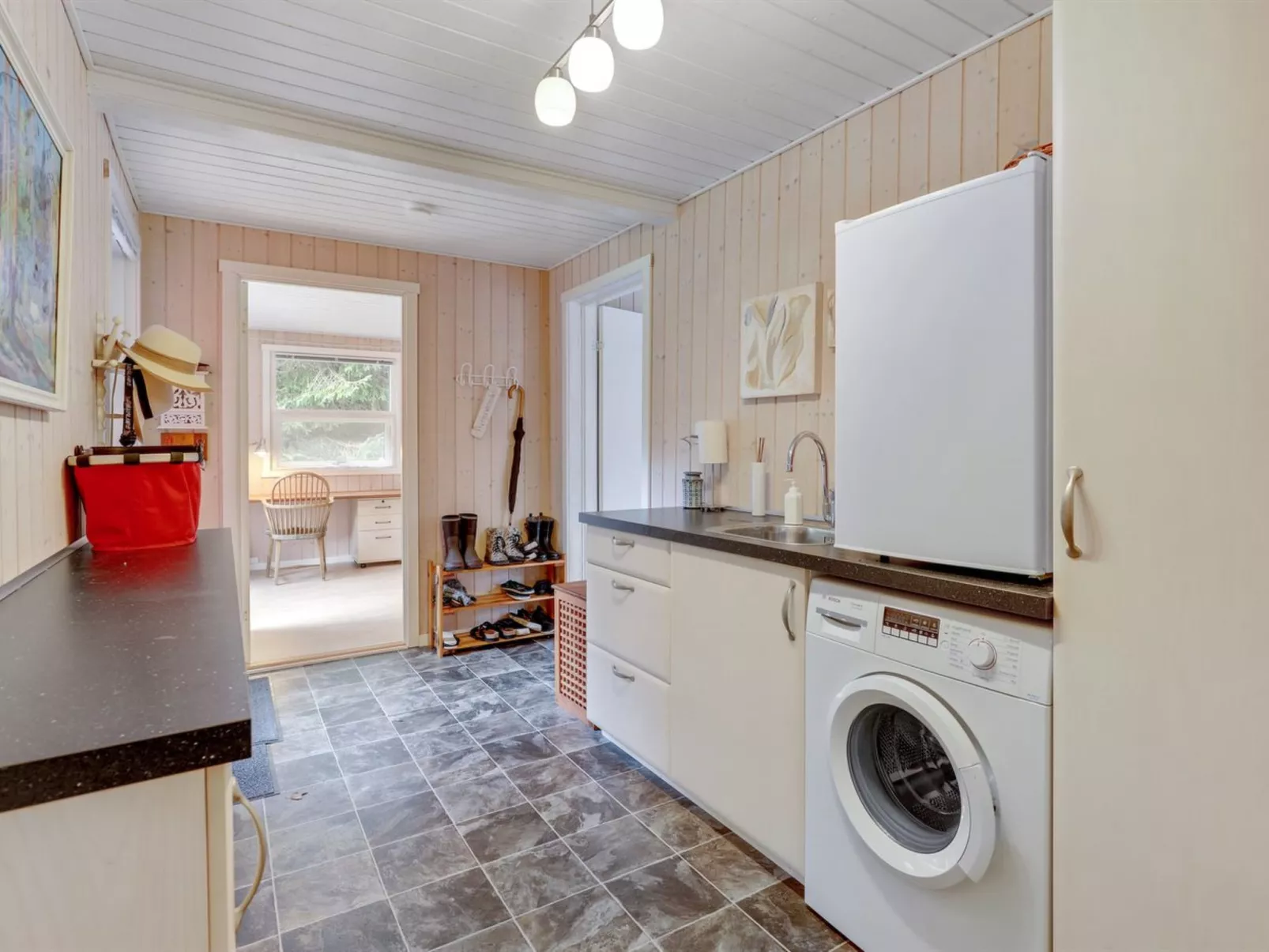 "Jaarne" - 800m from the sea-Binnen