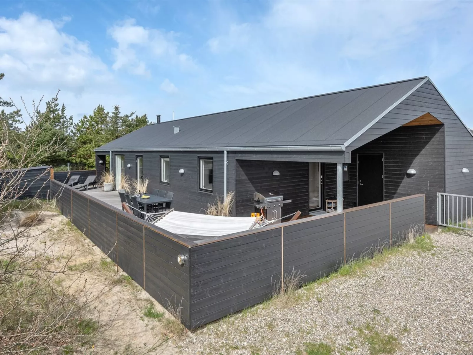 "Lassi" - 950m from the sea-Buiten