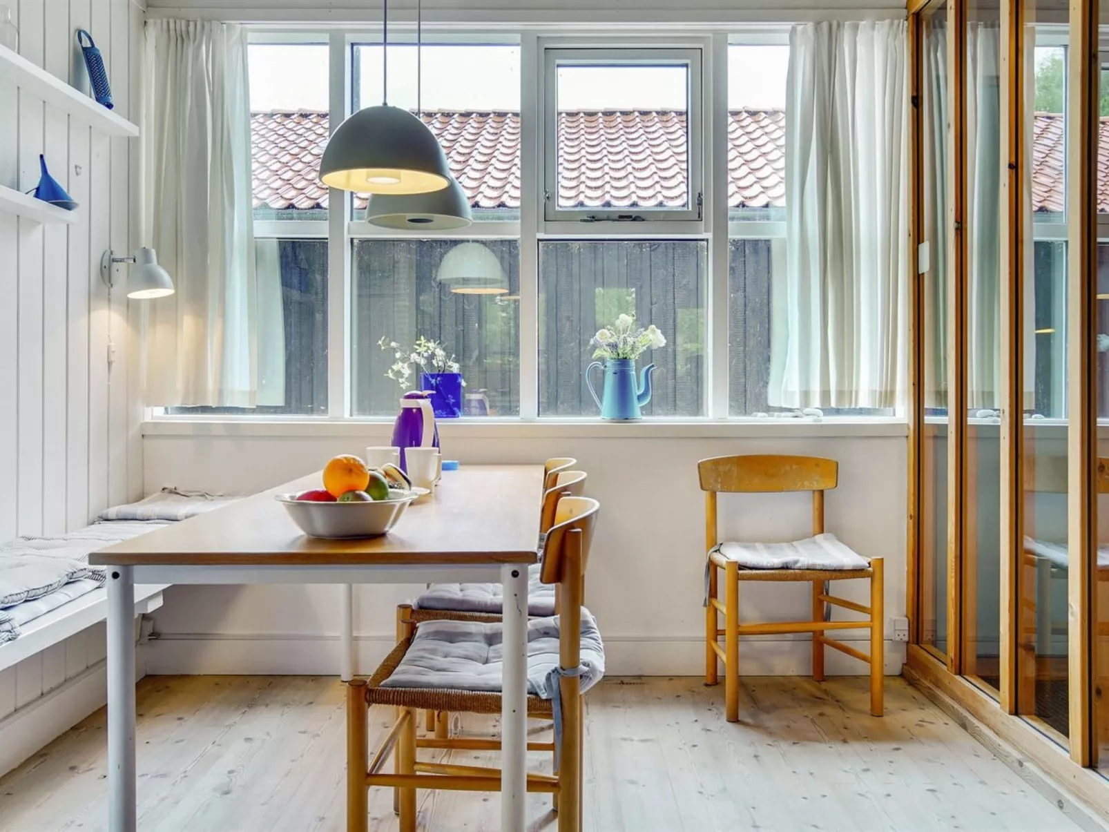 "Bennek" - 200m from the sea-Binnen