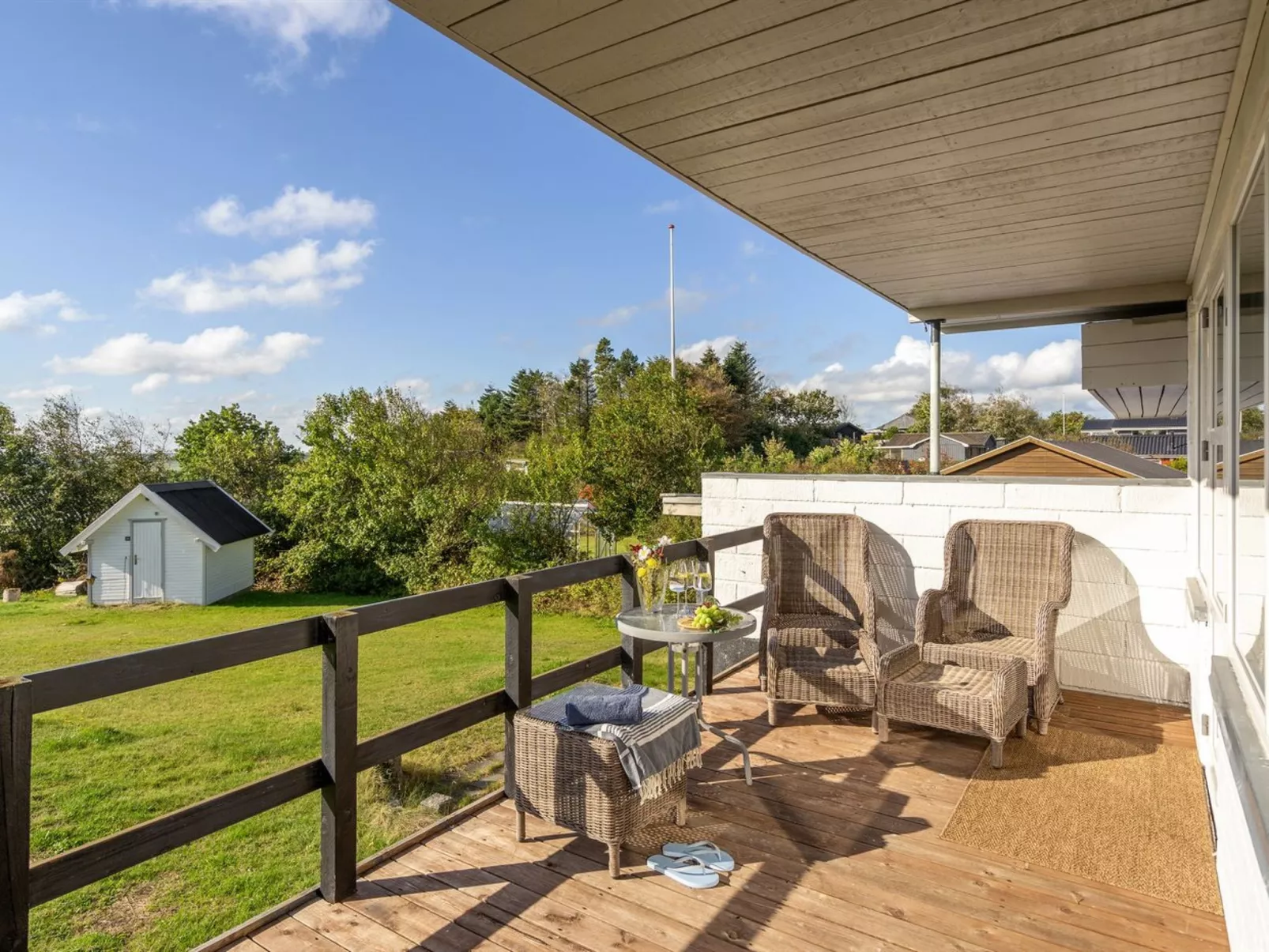 "Tomine" - 500m to the fjord-Buiten