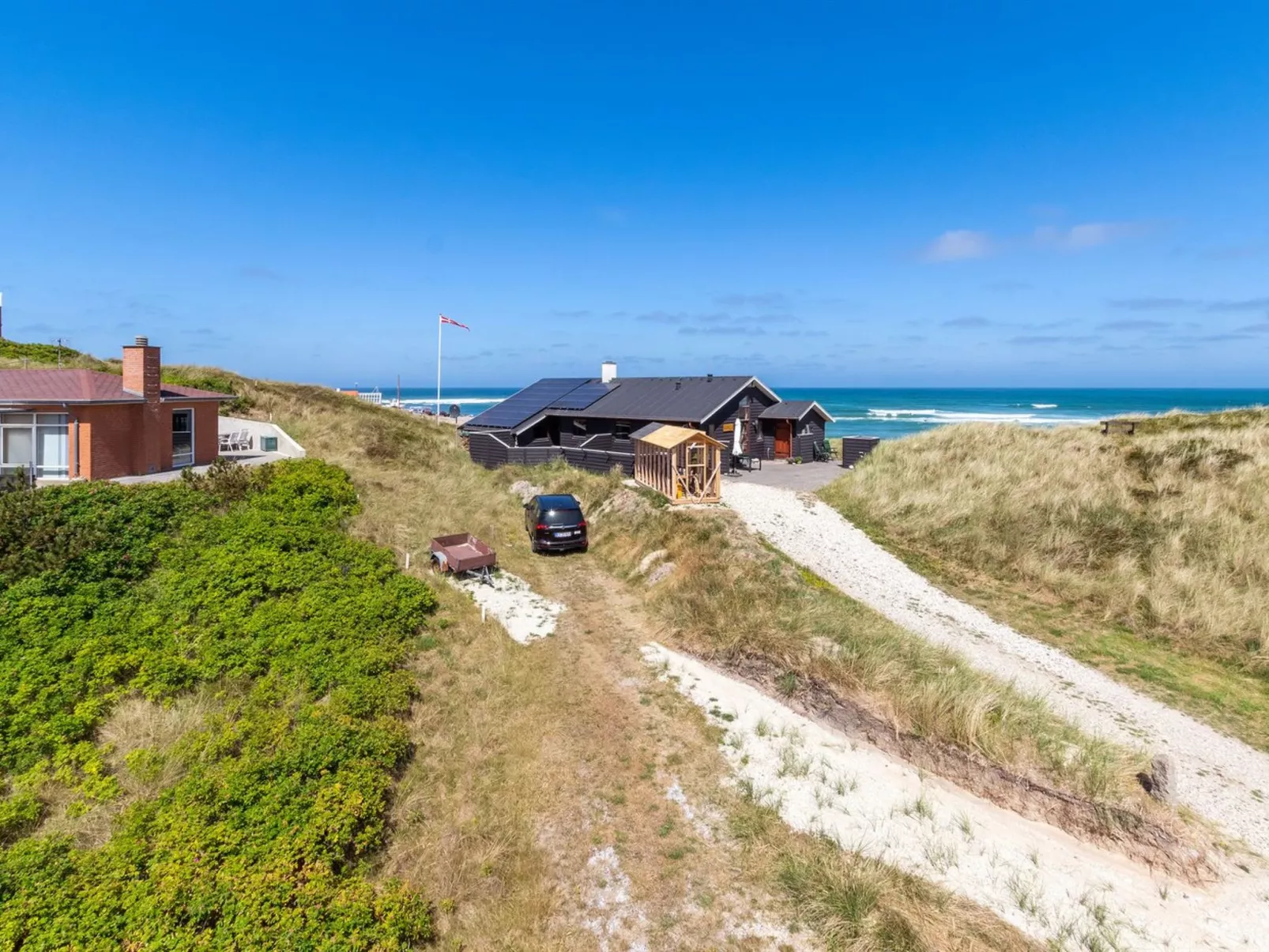 "Arngrim" - 100m from the sea-Buiten