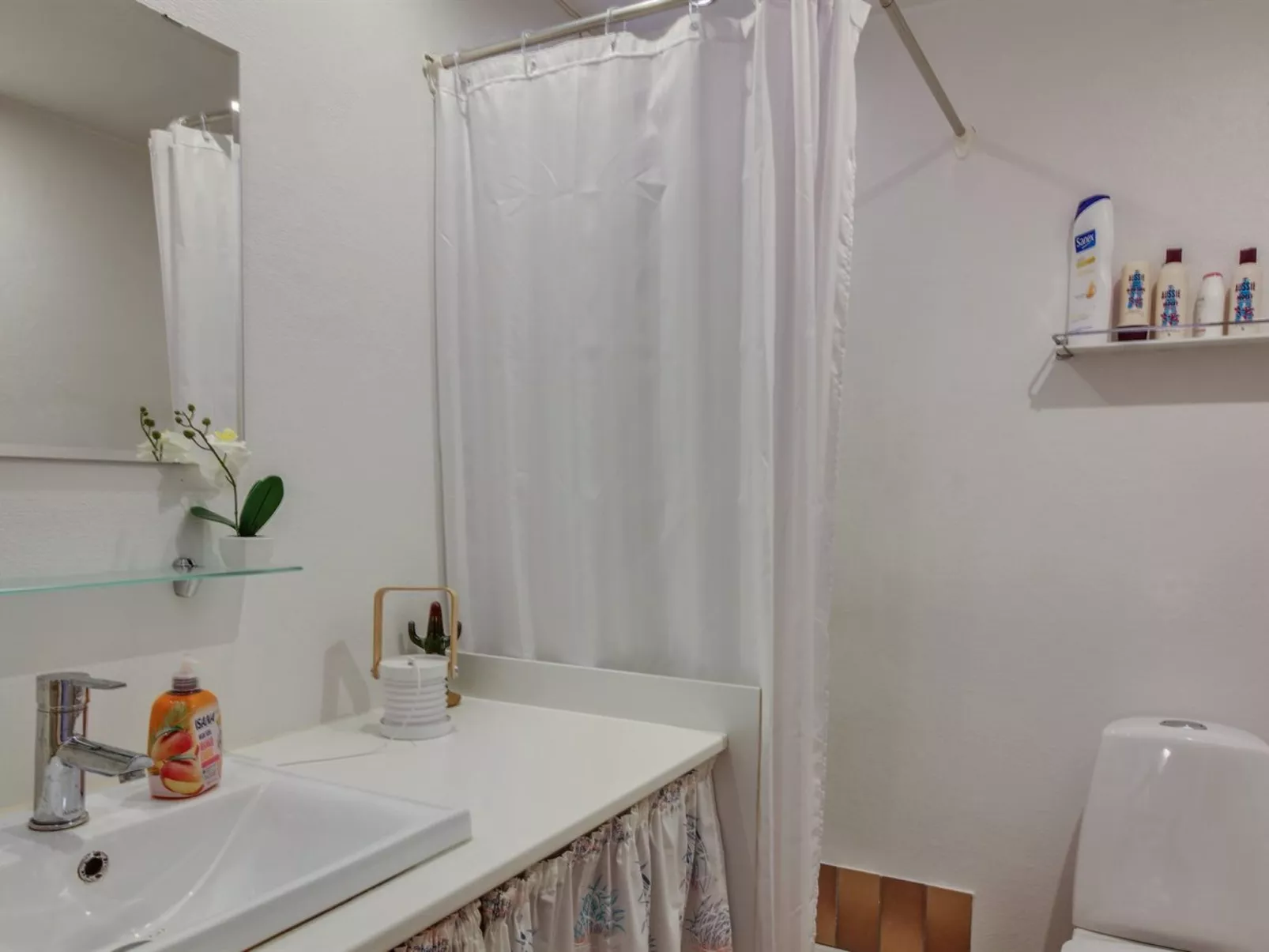 "Ingert" - 250m from the sea-Binnen