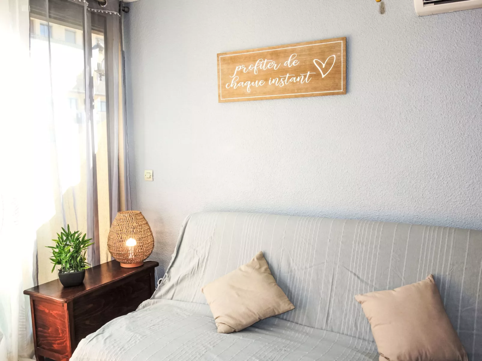 Les Mas de La Mer-Binnen