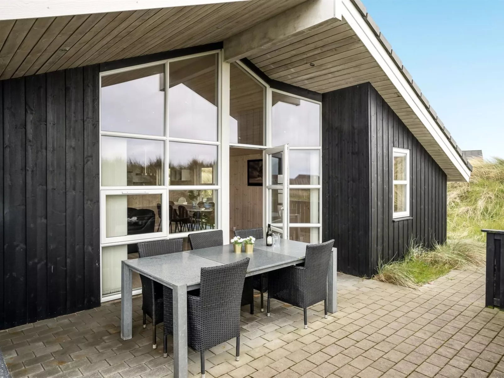 "Frido" - 400m from the sea-Buiten