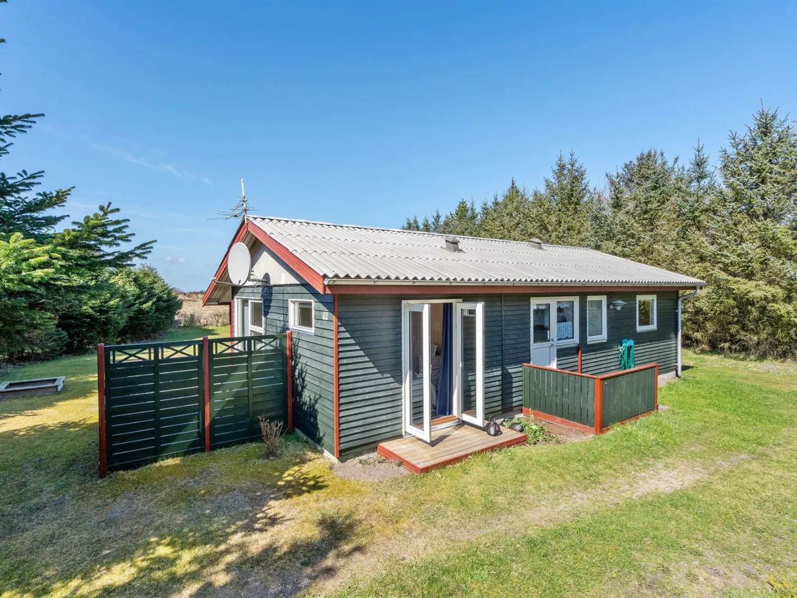 "Josefiina" - 450m to the fjord-Buiten