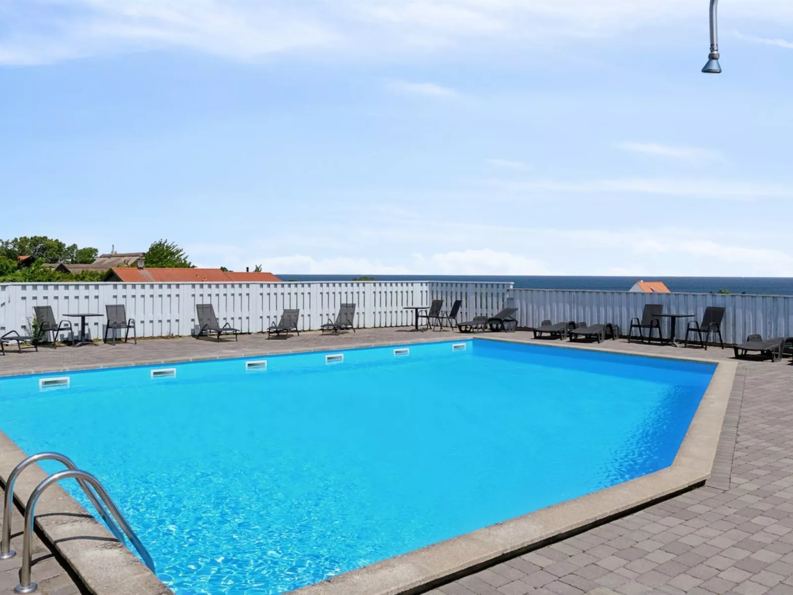"Kuisma" - 300m from the sea - Buiten
