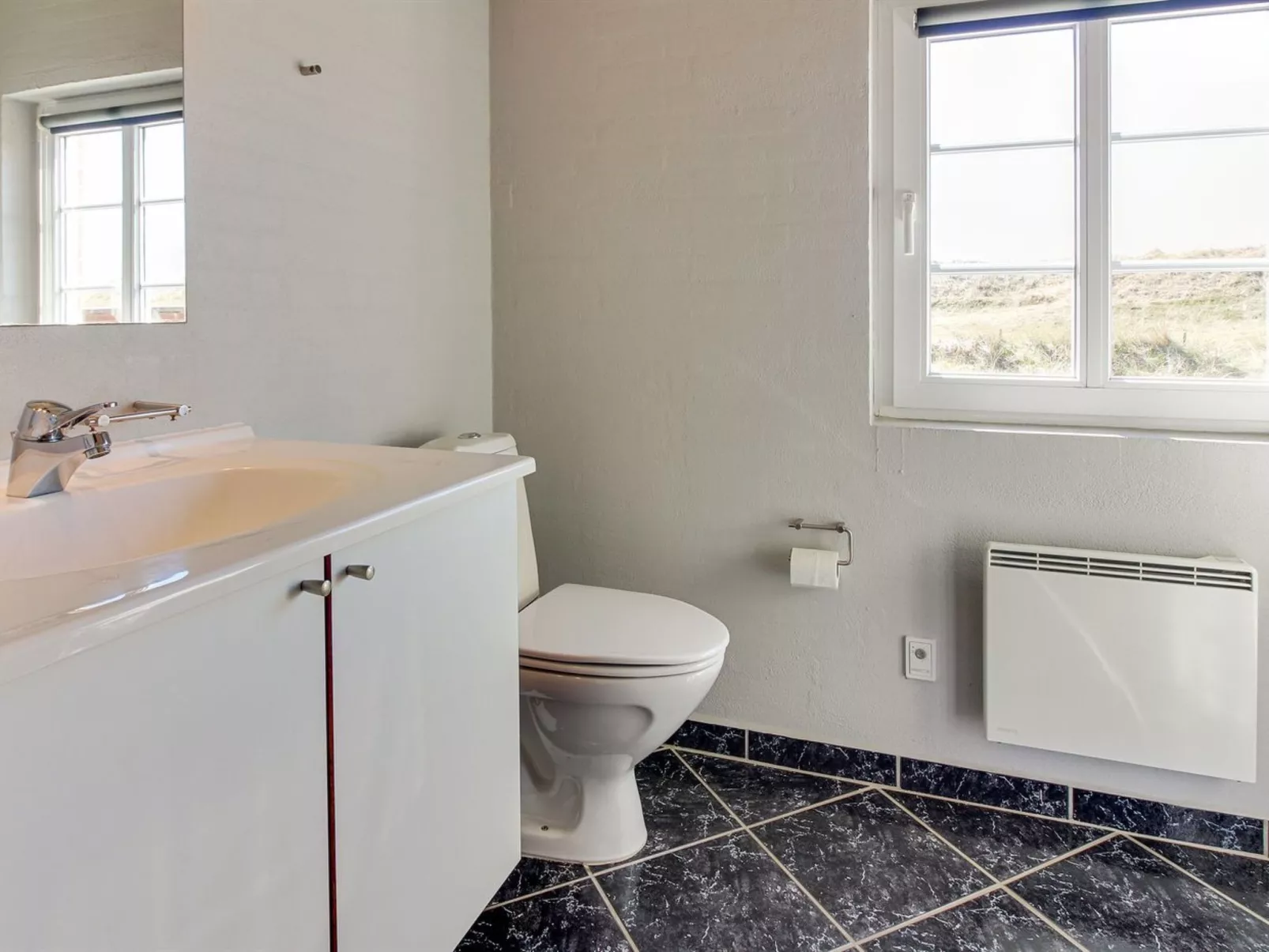 "Karlina" - 100m from the sea-Binnen