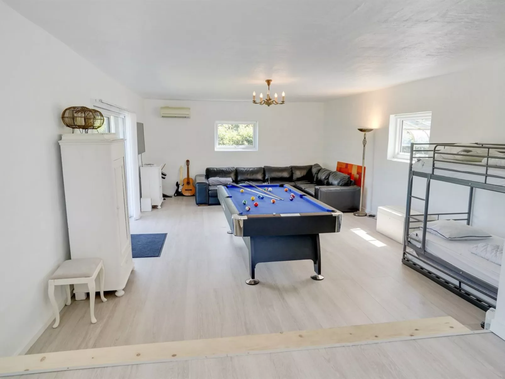 "Ilda" - 250m from the sea-Binnen