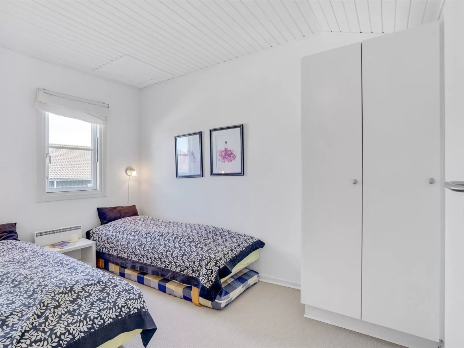 "Idunn" - 100m to the fjord-Binnen